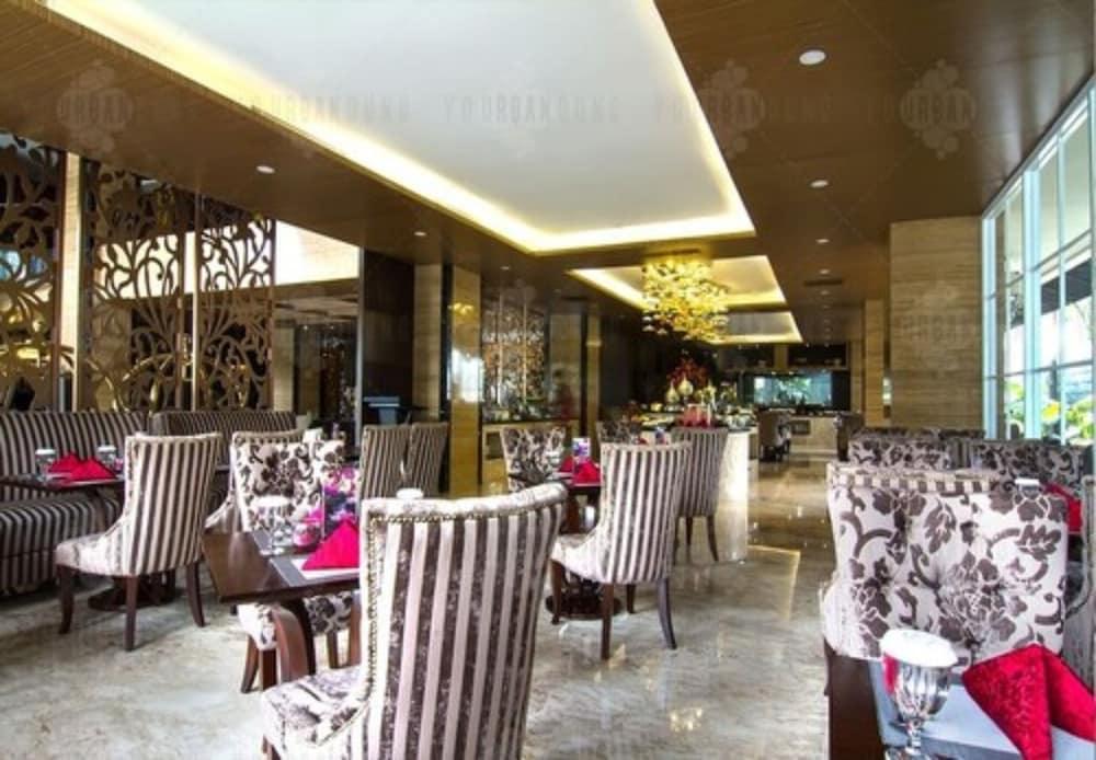 Belviu Hotel Bandung Exterior foto