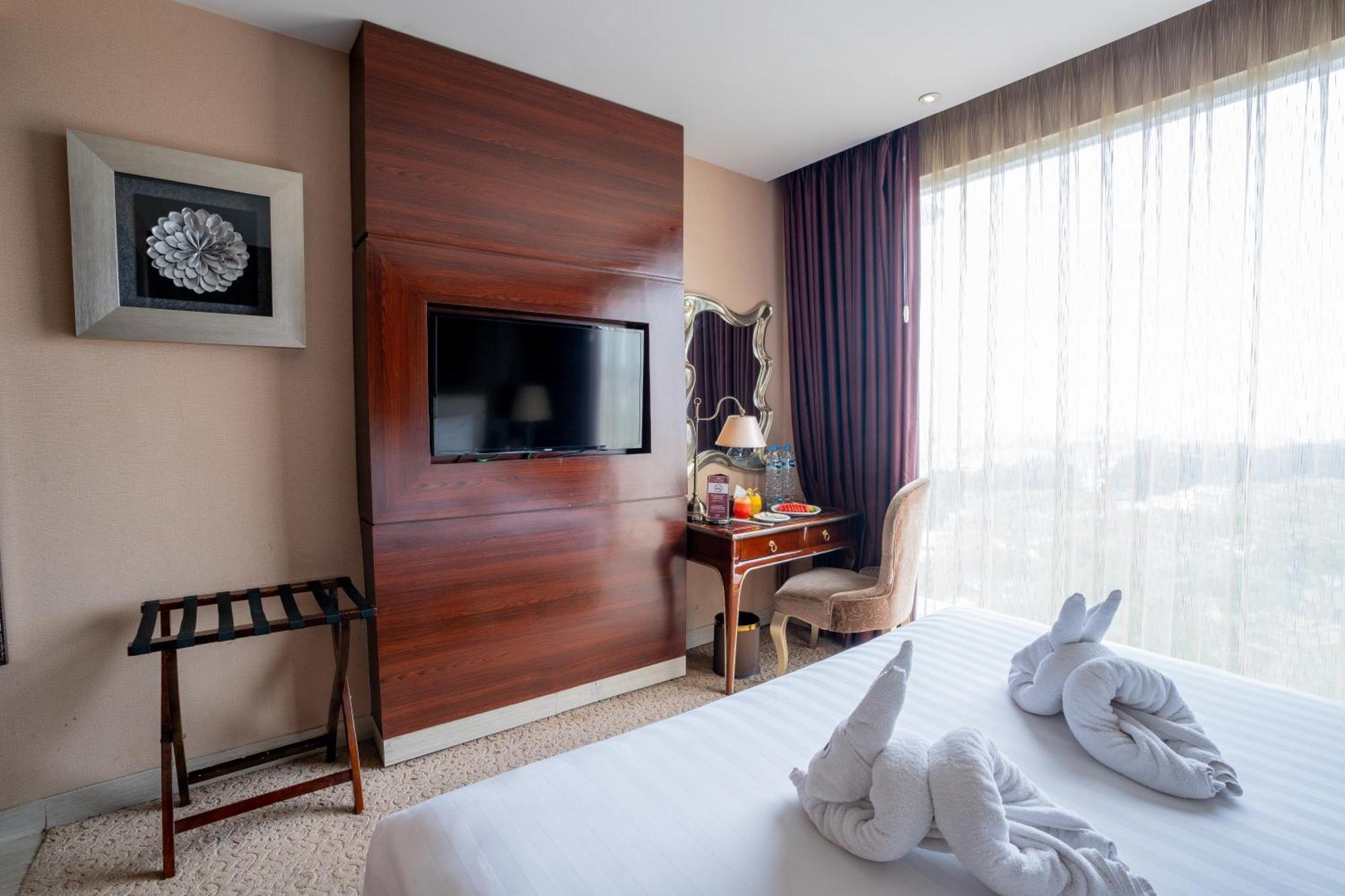 Belviu Hotel Bandung Exterior foto